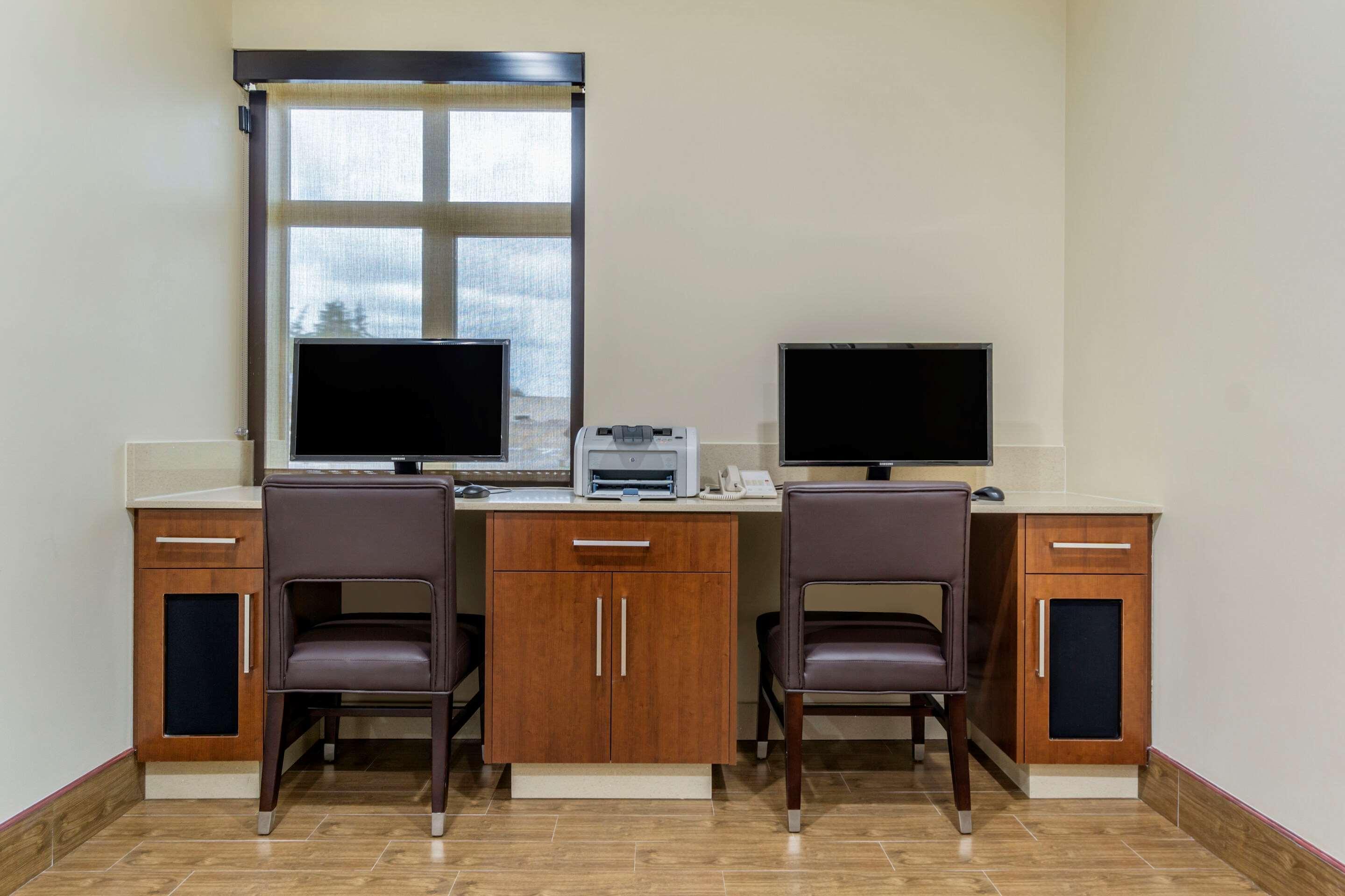 Comfort Inn & Suites Lakewood By Jblm Kültér fotó