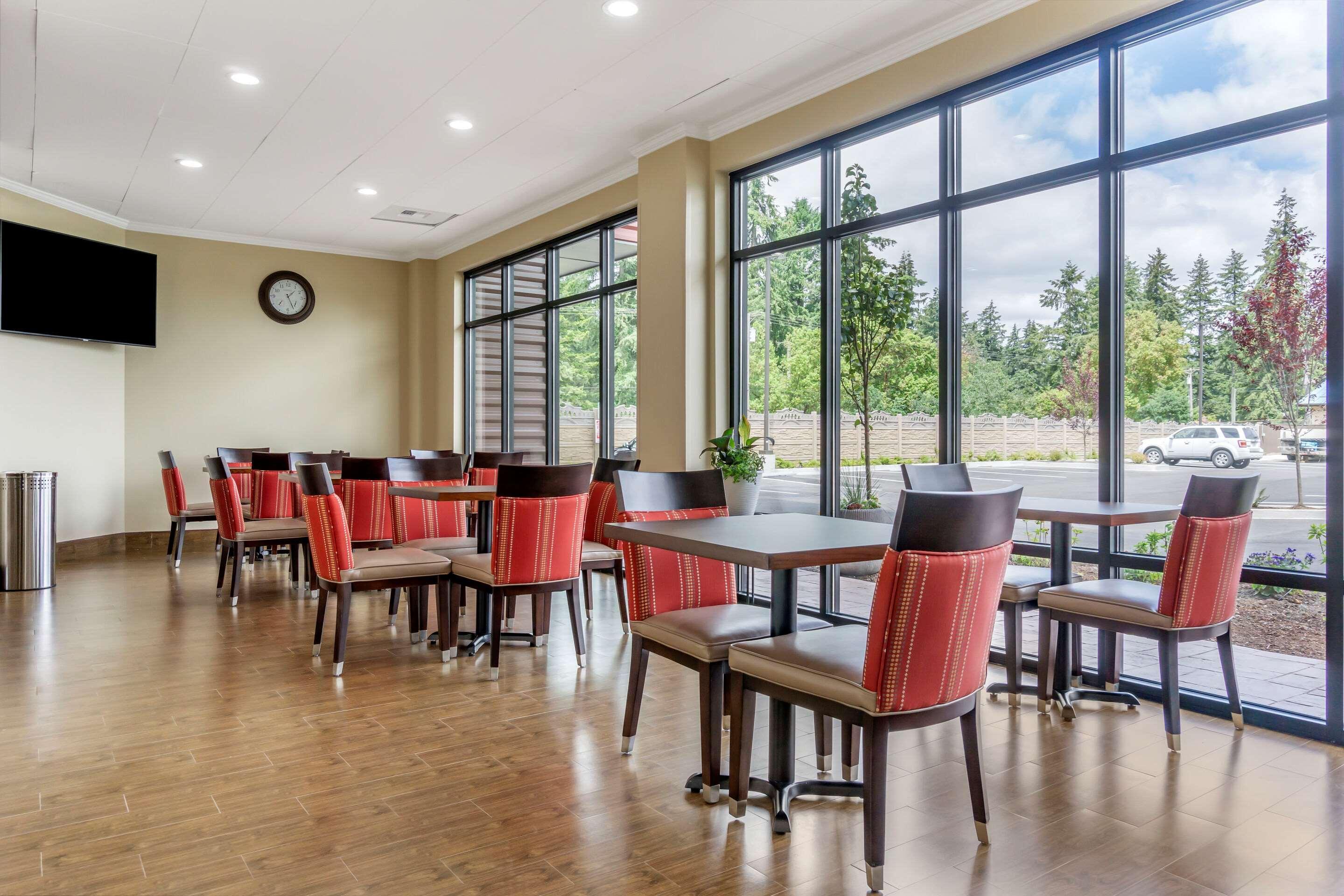 Comfort Inn & Suites Lakewood By Jblm Kültér fotó